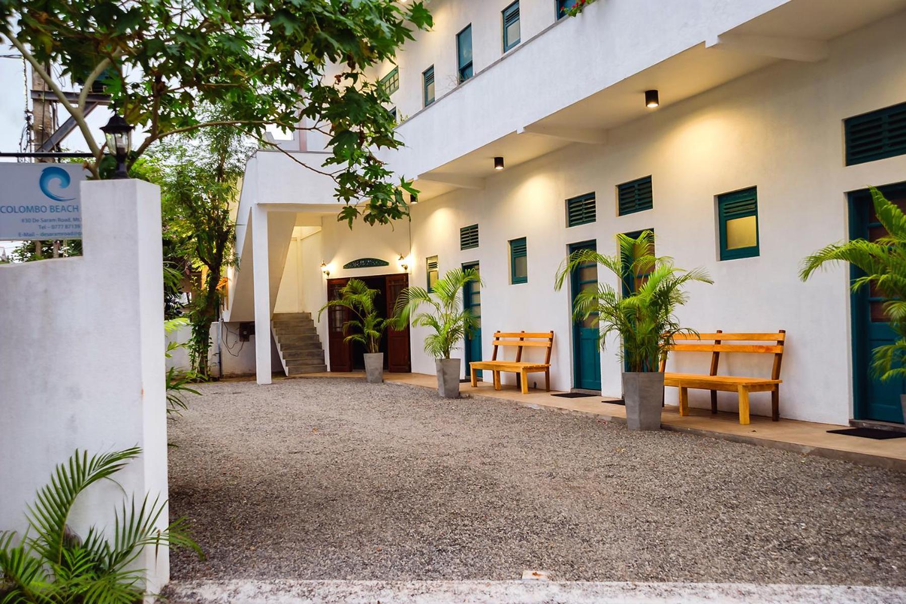 Colombo Beach Hostel Dehiwala-Mount Lavinia Kültér fotó